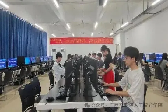 3F52E
