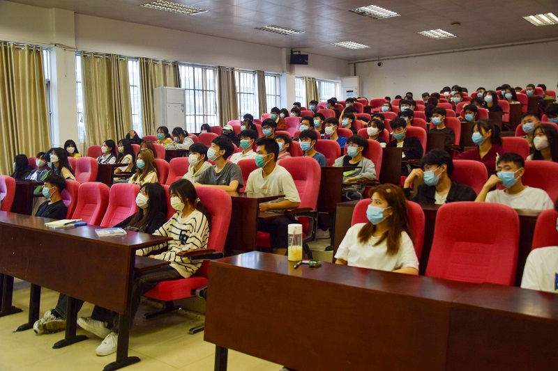 1648957299190398.jpg 图4:宣讲会现场.jpg